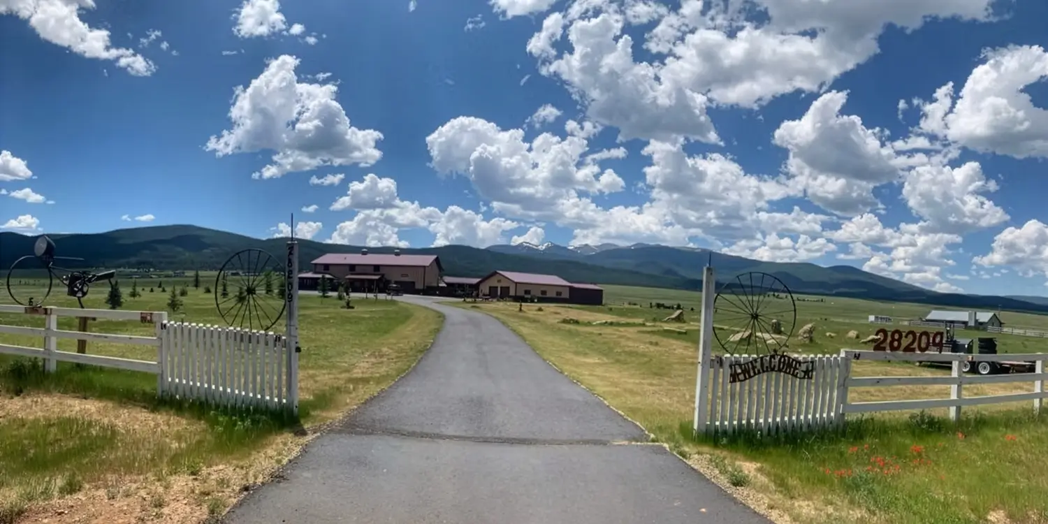 Mountain Dawn Lodge - Eagle Nest NM